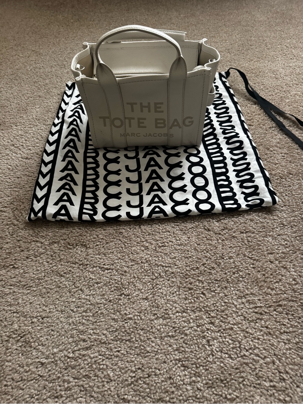 Marc Jacobs Mini The Tote Bag